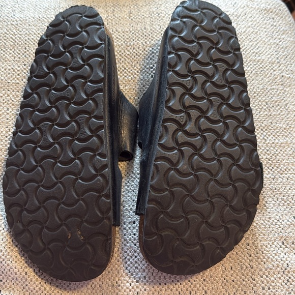 Birkenstock Black Sandals Arizona - Picture 2 of 3